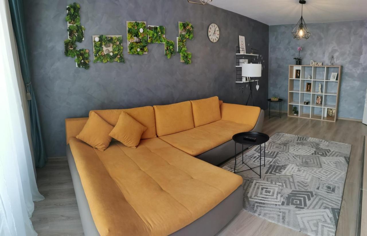 Marimonti Apartment Brasov Bagian luar foto